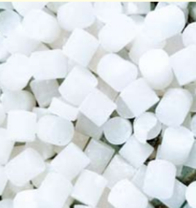 पूजेसाठी व आराेग्यासाठी कापूर बहुगुणी समजला जाताे